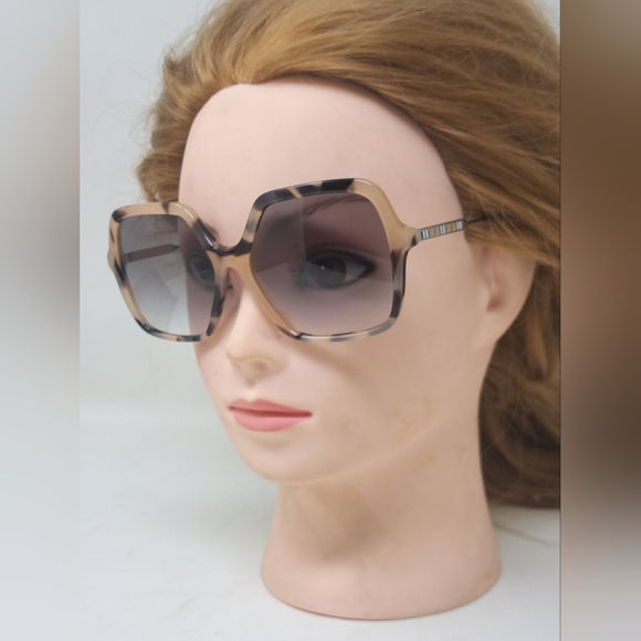 Burberry Sunglasses Havana Gray Gradient Oversized Square Check B4324 59-16-140 - Picture 8 of 16